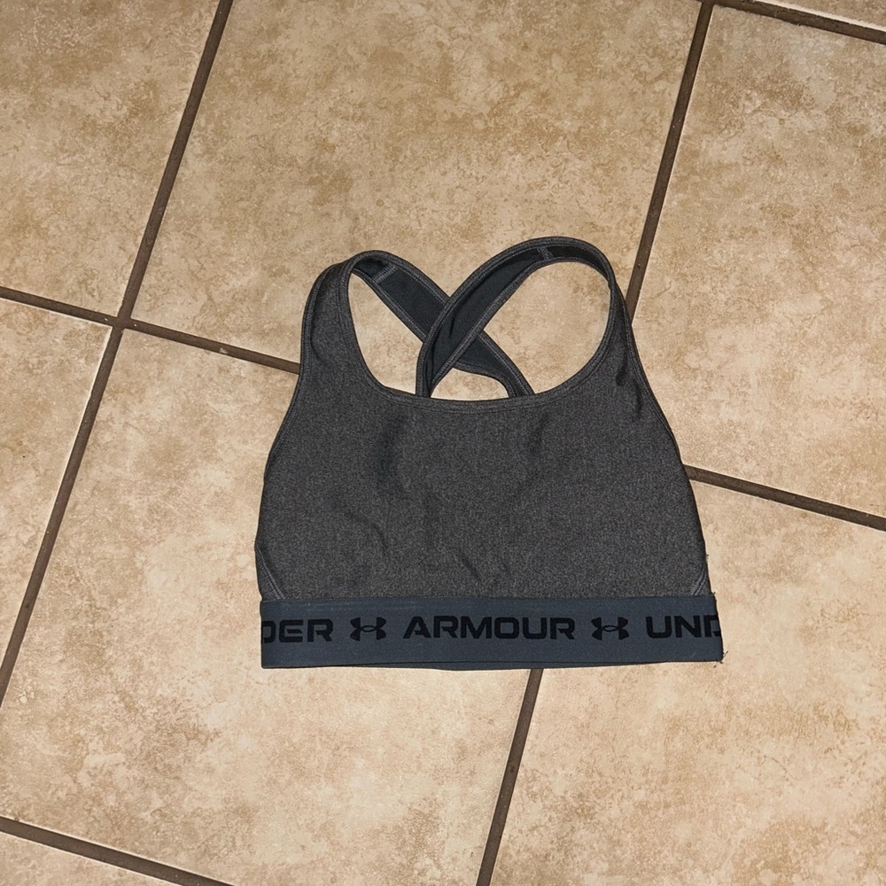 Under armour bra size xs